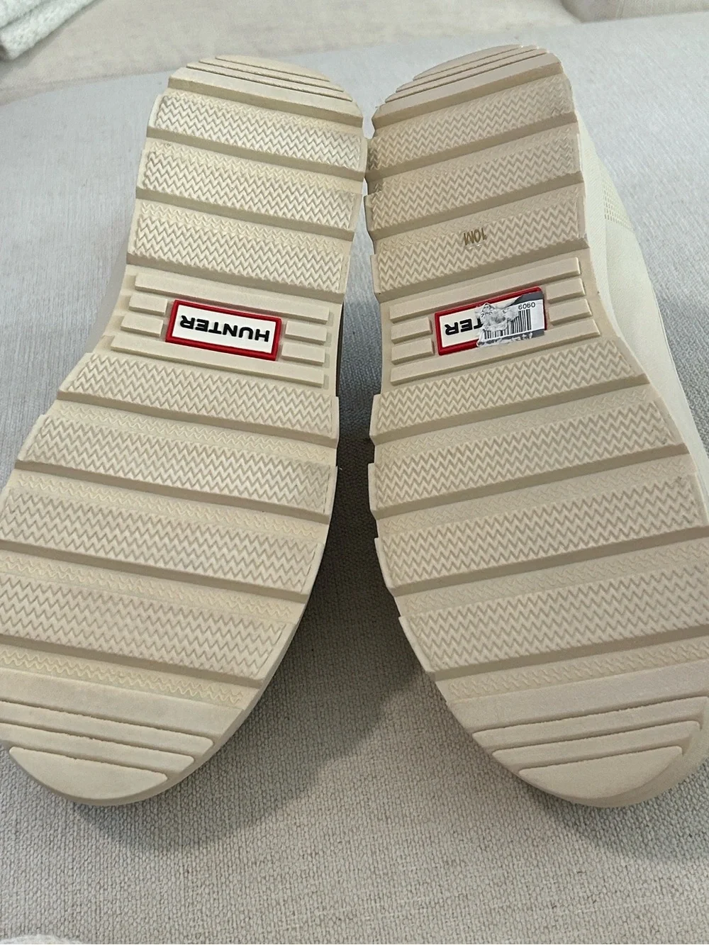 HUNTER WOMEN'S ASKERN WATERPROOF SLIP-ON SHOES MEDIUM NATURAL, Size 10, NWOT